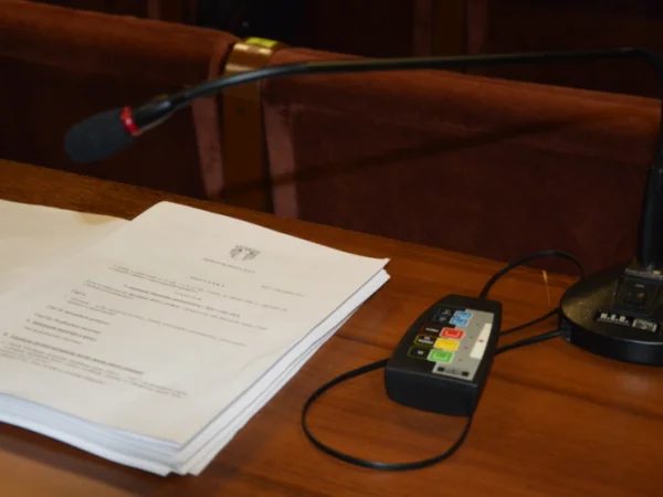 SLEDUJTE VIDEO z druhého mestského zastupiteľstvo v Šali, 9.4.2026