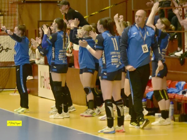 Šlágrom v Dunajskej Strede otvárame súťaž o majstra SR; Program hádzanárskej play off.