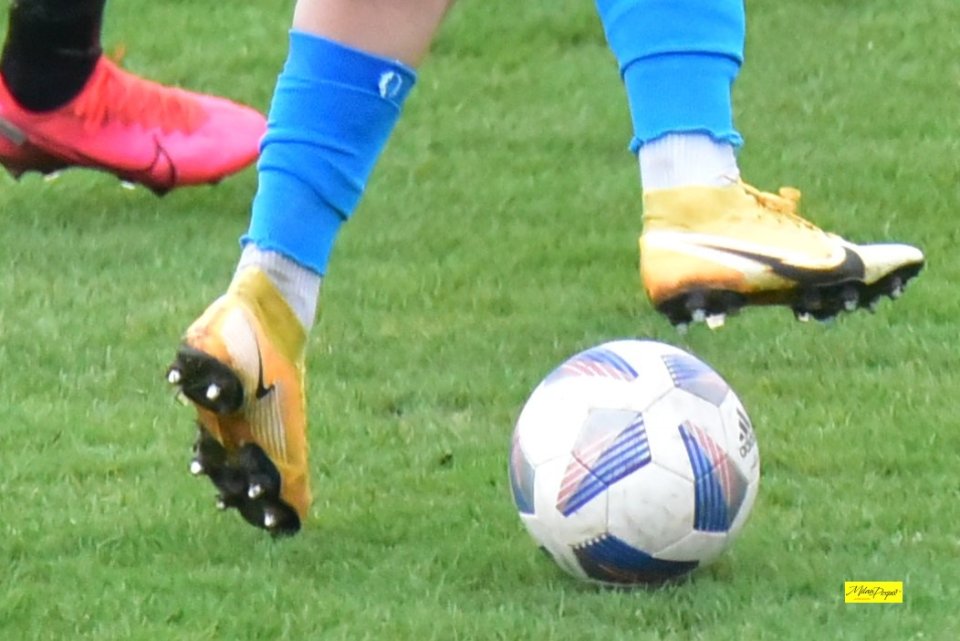 Futbalistom body stále nepribúdajú.  Zabodujú konečne proti Častkovciam ?