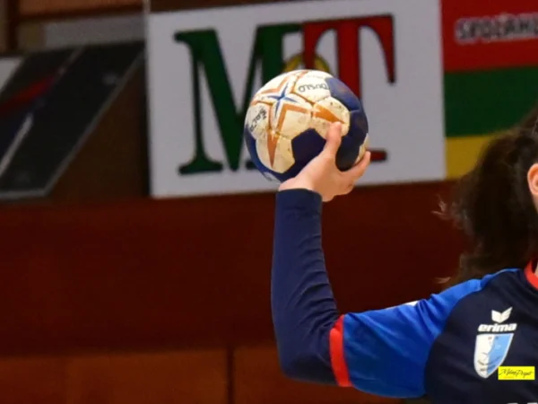 Šalianske Duslo v príprave premenlivo; Kadetky Slovenska dnes o medailu ?