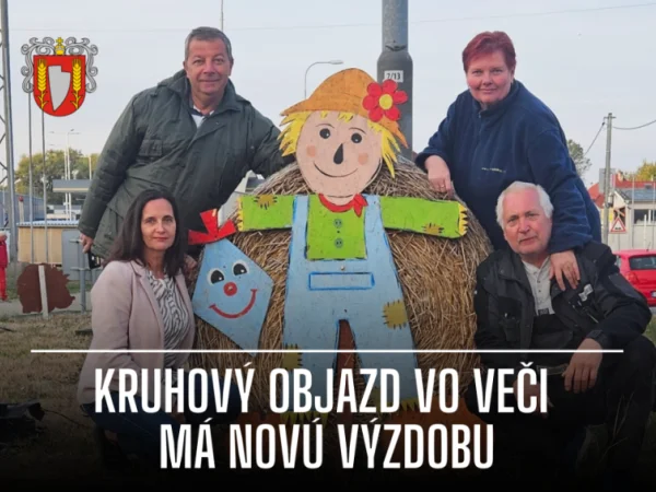 Kruhový objazd vo Veči má jesennú výzdobu