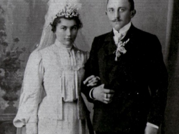 Najstaršia svadobná fotografia zo Šale a okolia