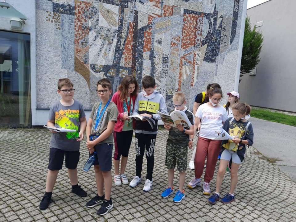 Žiaci ZŠ J. C. Hronského sa pred prázdninami zmenili na sprievodcov