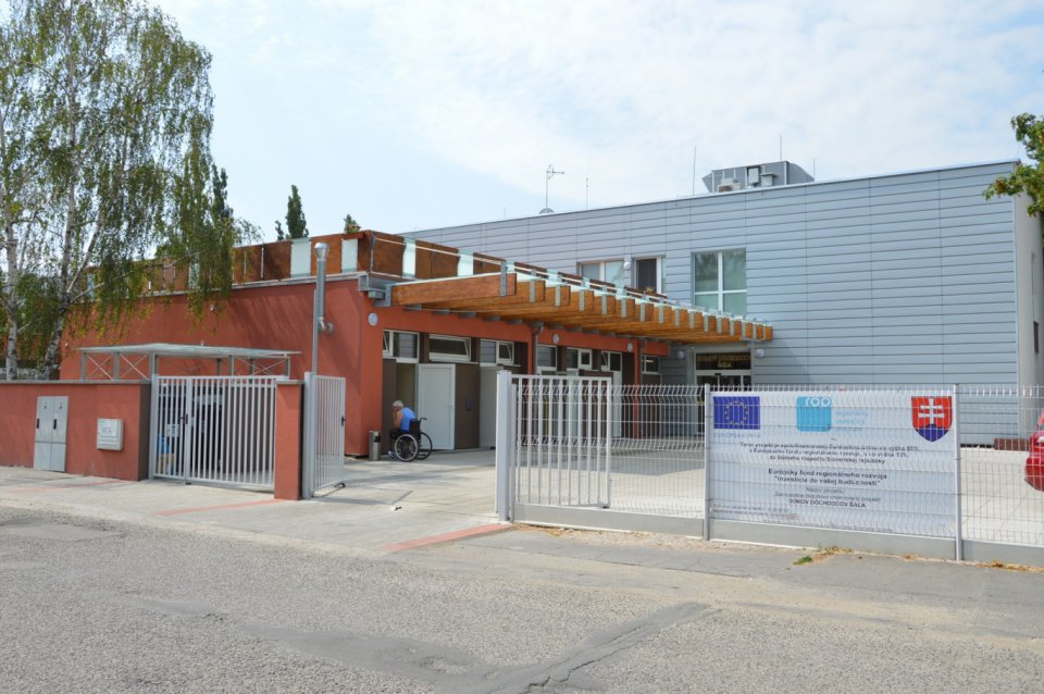 Očkovanie zamestnancov Domova dôchodcov v Šali