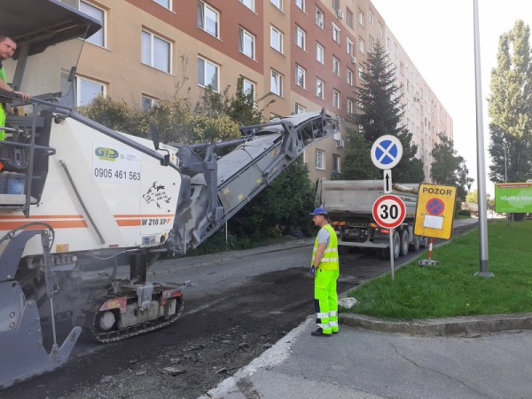 Prosíme, nebráňte rekonštrukčným prácam