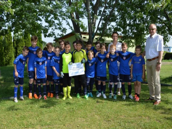 Malí futbalisti, nové dresy a pomôcky 2016