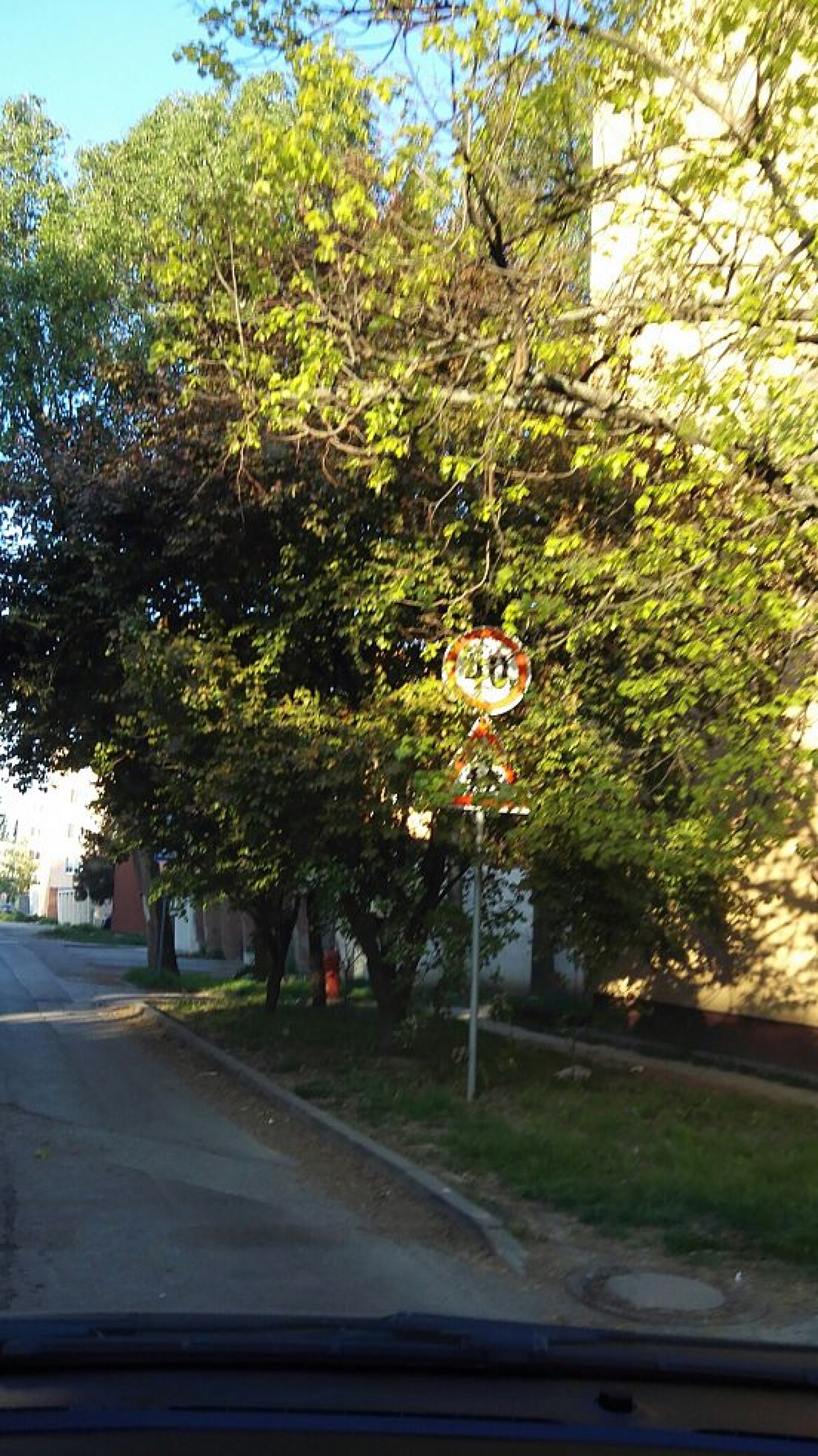Neviditeľné dopravné značenie